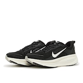 Nike Nike Vomero 18 black/summit white-coconut milk noir