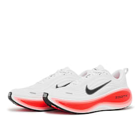 Nike Vomero Plus blanc