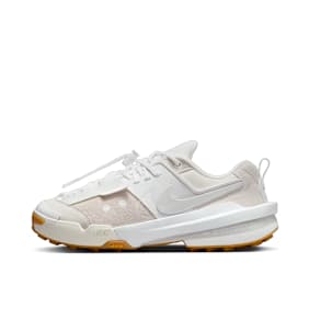 Nike Wmns Zegamadome SP x Sacai wit
