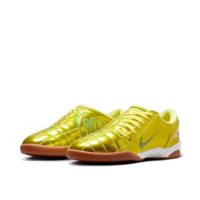 Nike Wmns Total 90 "Dynamic Yellow" geel