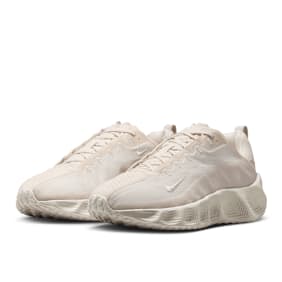 Nike   Ava Rover beige
