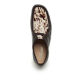 Clarks Wallabee brown