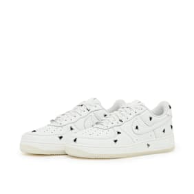 Nike   Wmns Air Force 1 Retro Low "Houseflies" white