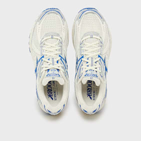 Brooks Adrenaline GTS 10 beige