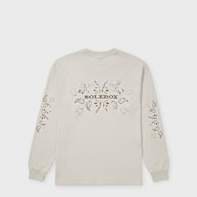 solebox Paisley Longsleeve beige