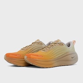 Nike   Vomero Plus SP orange