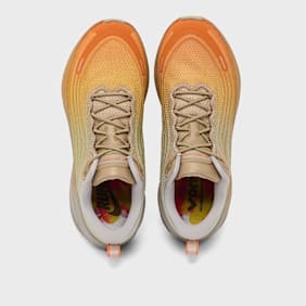Nike Vomero Plus SP orange