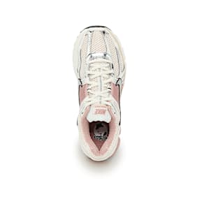 Nike Wmns Zoom Vomero 5 "Particle Pink" beige