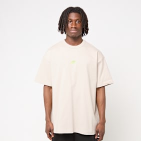 Nike Sportswear Premium Essentials T-Shirt beige