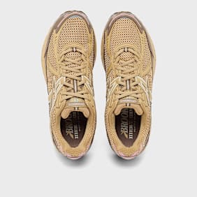 Brooks Adrenaline GTS 10 beige