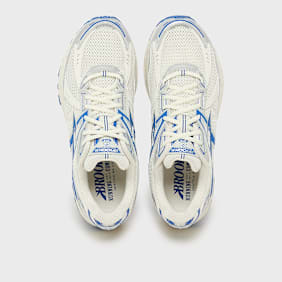 Brooks Adrenaline GTS 10 beige