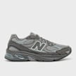 Comme des Garcons Homme x New Balance grey 100001 2