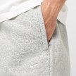 Nike   Solo Swoosh Open Hem Pants grau 88729 5