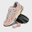 New Balance 991v2 (U991RB2) light pink 92637 7