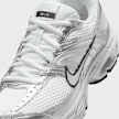 Nike   Air Max Moto 2K silver 98267 7