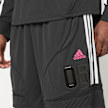 adidas Originals x Sp5der World Cup Short schwarz 99319 4