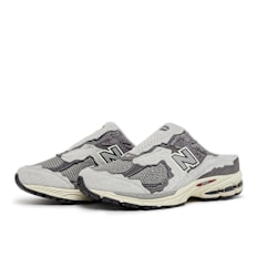 New Balance 2002 (M2002NA) grau
