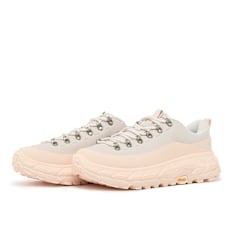 Hoka Tor Summit light pink
