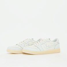 Jordan Wmns Air Jordan 1 Retro Low OG "Floral Swoosh" blauw