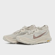 Nike ACG Zegama beige
