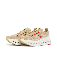 On Wmns Cloudsurfer "Year Of The Horse" braun