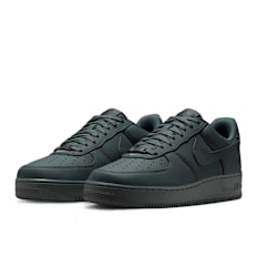 Nike Air Force 1 Low Retro Prm grau