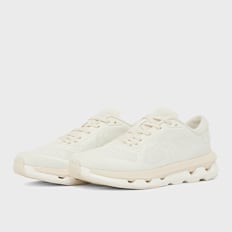 On Cloudzone beige