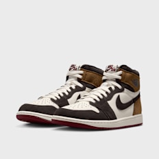 Jordan Wmns Air Jordan 1 Retro High OG "Love The Game" braun
