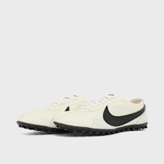 Nike Wmns Moon Racer "Soft Pearl and Black" gelb
