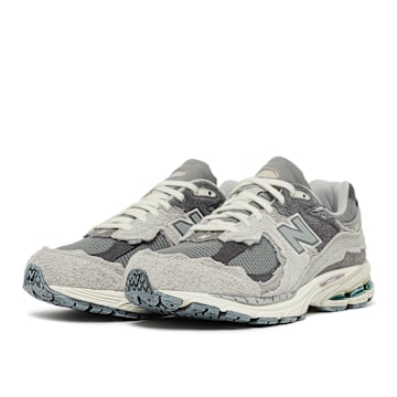 New Balance 2002 "Protection Pack" (M2002RDA) grau 60192 1
