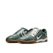 Nike   Wmns Total 90 III "Fir" groen 87686 1