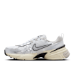 Nike V2K Run "Summit White" gris 78202 3