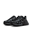 Nike Wmns V2K Run "All Black" zwart 80000 1