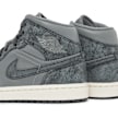 Jordan Wmns Air Jordan 1 Mid "Distressed Smoke Grey" gris 81539 5