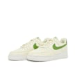 Nike Wmns Air Force 1 '07 "Coconut Milk Green" geel 81631 1