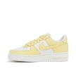 Nike Wmns Air Force 1 '07 "Soft Yellow" gelb 81648 3