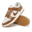Nike   Wmns Dunk Low LX "Ale Brown" braun 81705 8