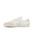 Veja Wmns Volley beige 82250 3