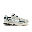 Nike Wmns Zoom Vomero 5 Premium "Light Bone Black" beige 84796 2