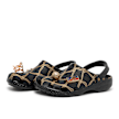 Crocs x NBA Classic Clog noir 90206 1