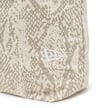 New Era New York Yankees Animal Print Tote Bag beige 86233 5