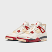 Jordan x Nigel Sylvester Wmns Jordan 4 Retro SP beige 107122 1