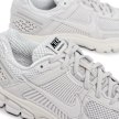 Nike   Wmns Zoom Vomero 5 SP gris 74874 6