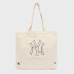 New Era MLB Light Canvas Tote Bag New York Yankees Beige 91042 1