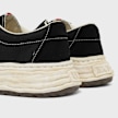 Maison Mihara Yasuhiro Eric Overdyed Canvas Low Top Sneakers Schwarz 104123 5