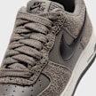 Nike   Air Force 1´07 LV8 gris 105689 7