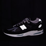 Buy New Balance 991v2 