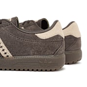 Buy adidas Originals Wmns Bermuda in brown | JS3971 | solebox