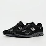 Buy New Balance 2002 Gore-Tex (U20023MB) in black | U20023MB | solebox
