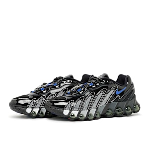 Buy Nike x Patta Air Max DN8 in black/game royal-metallic silver